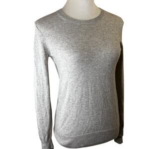 Everlane 100% Cashmere Crewneck Sweater in Heather Gray | Size XS | Minimalist